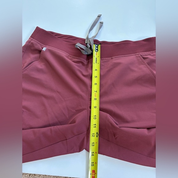 Figs Zamora 2.0 Jogger Scrub Bottoms Size XL Dark Cherry Red New with Flaws* - Picture 7 of 11